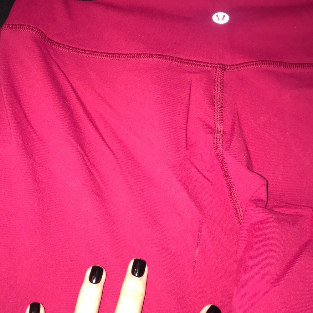 Pink Lulu Lemon Crop Leggings - Picture 3 of 6